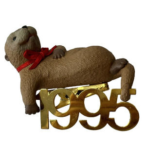 Hallmark Ornaments 1995 Fabulous Decade Tan Otter Brass Year Discontinued